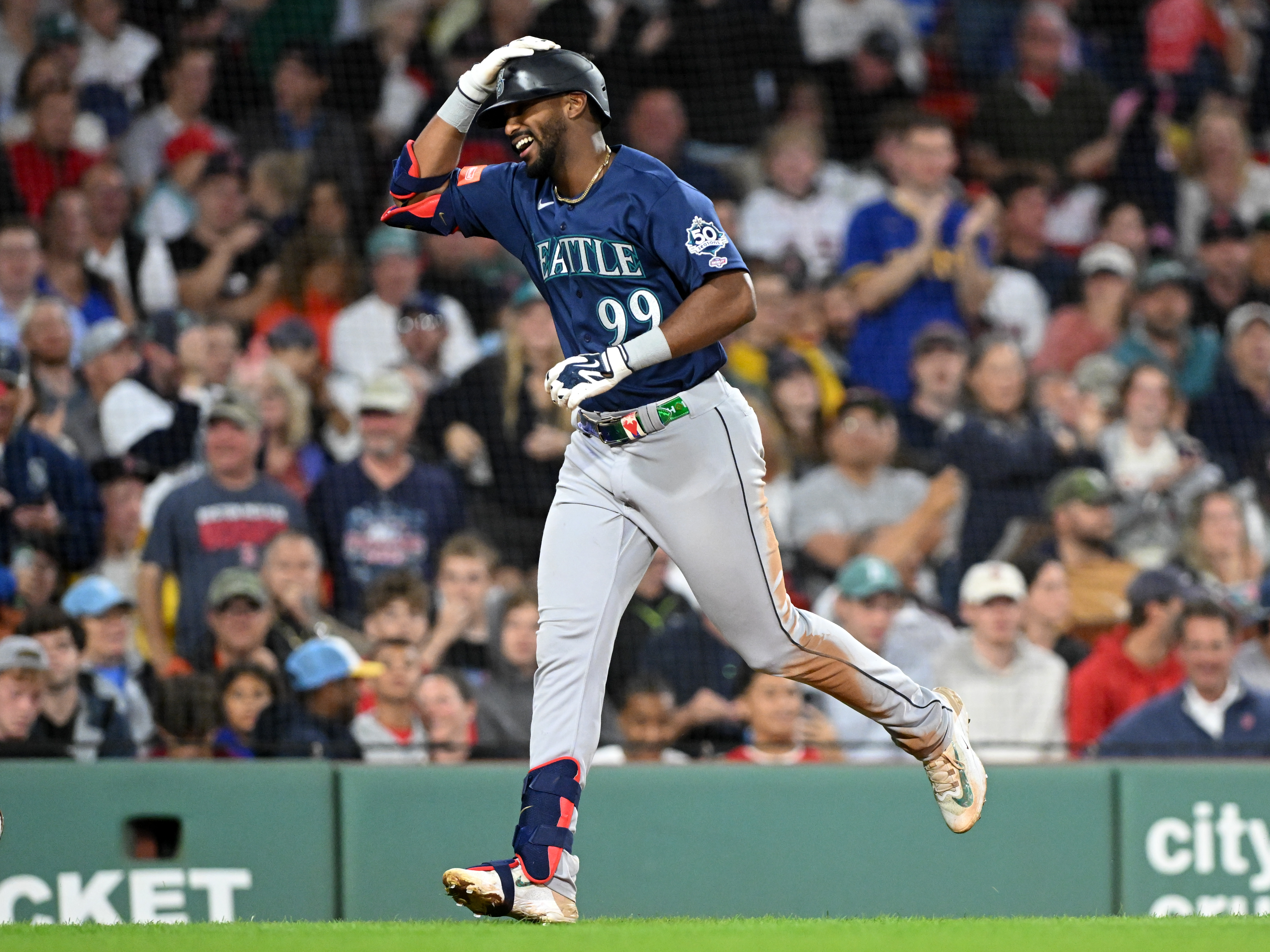 Mariners calling up slugging OF prospect Lazaro Montes per several reports