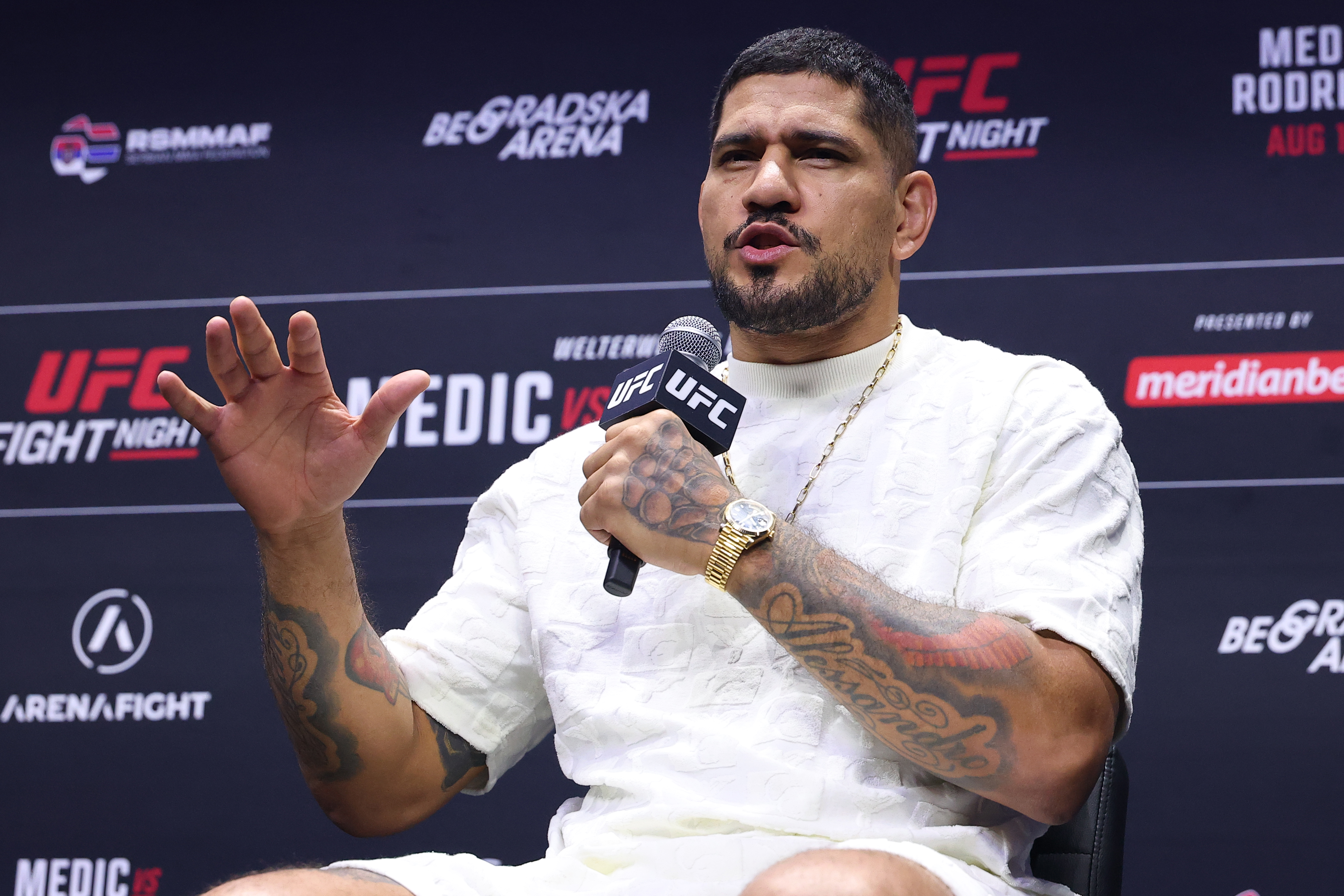 Alex Pereira admits UFC frustrations after missing out on Josh Hokit, Ciryl Gane: 'They do whatever they want'