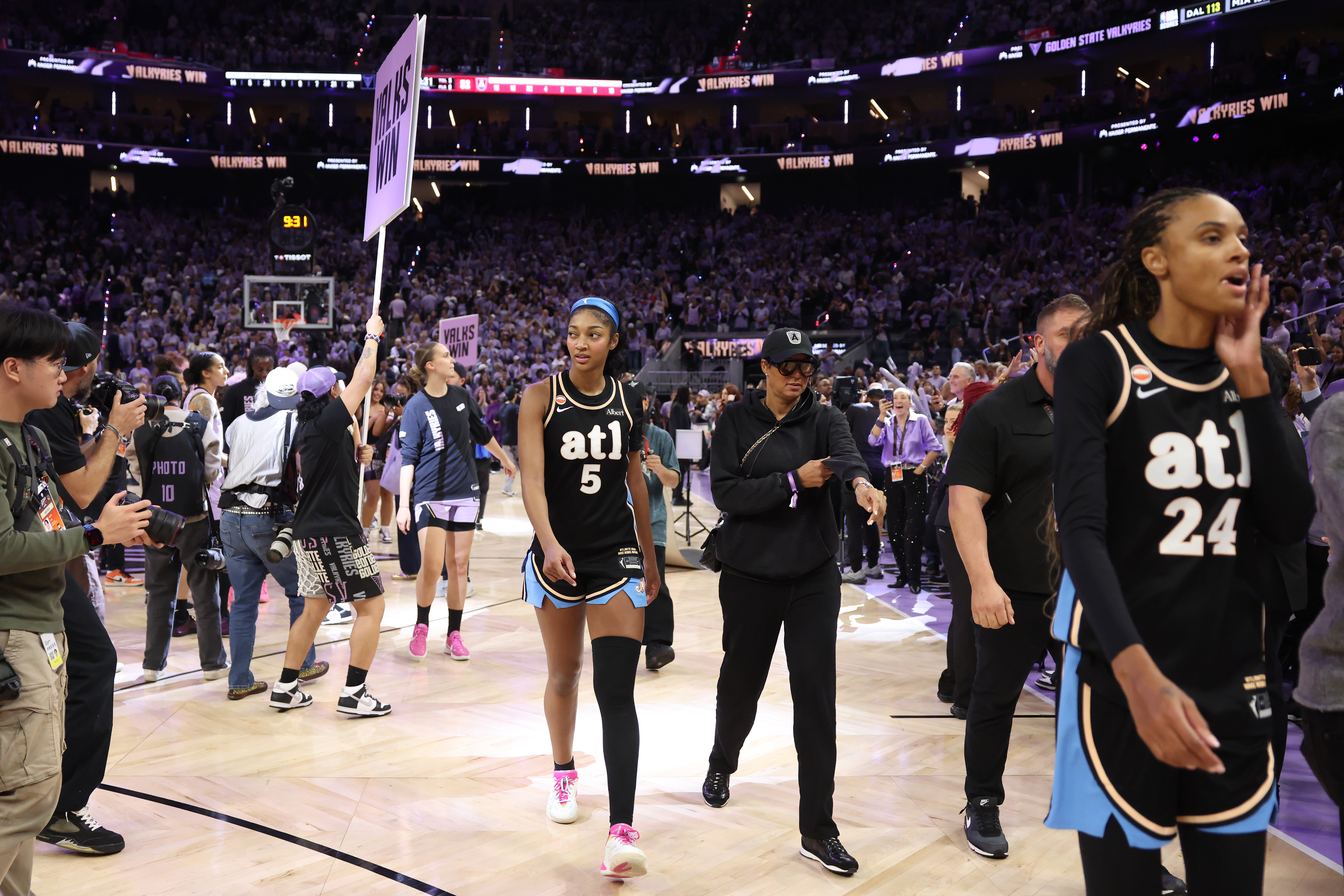 Angel Reese’s shirt delivered a strong message ahead of Game 5 of WNBA Finals