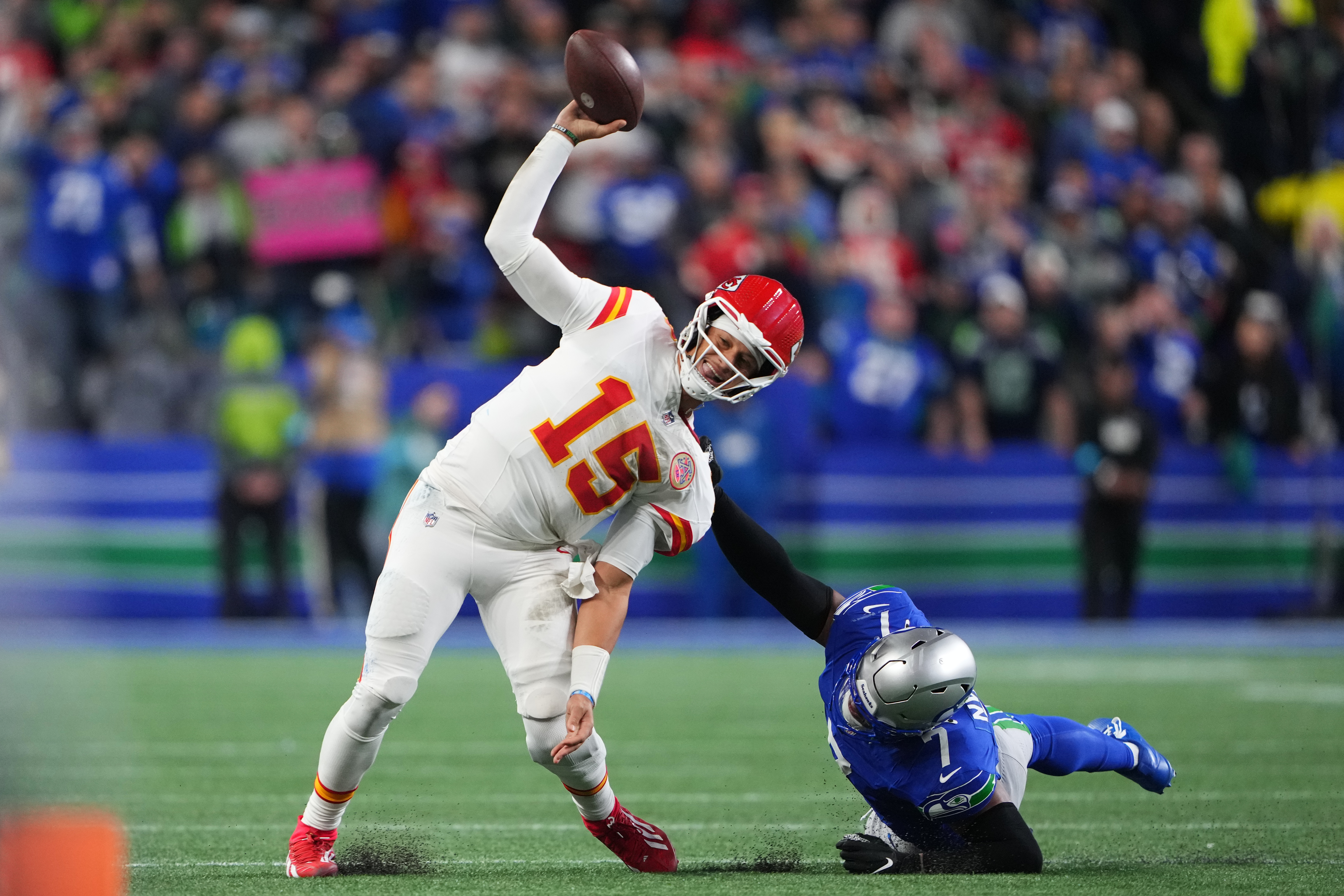 NFL Panic Meter: Chiefs have to address their offensive issues now, before they regret it