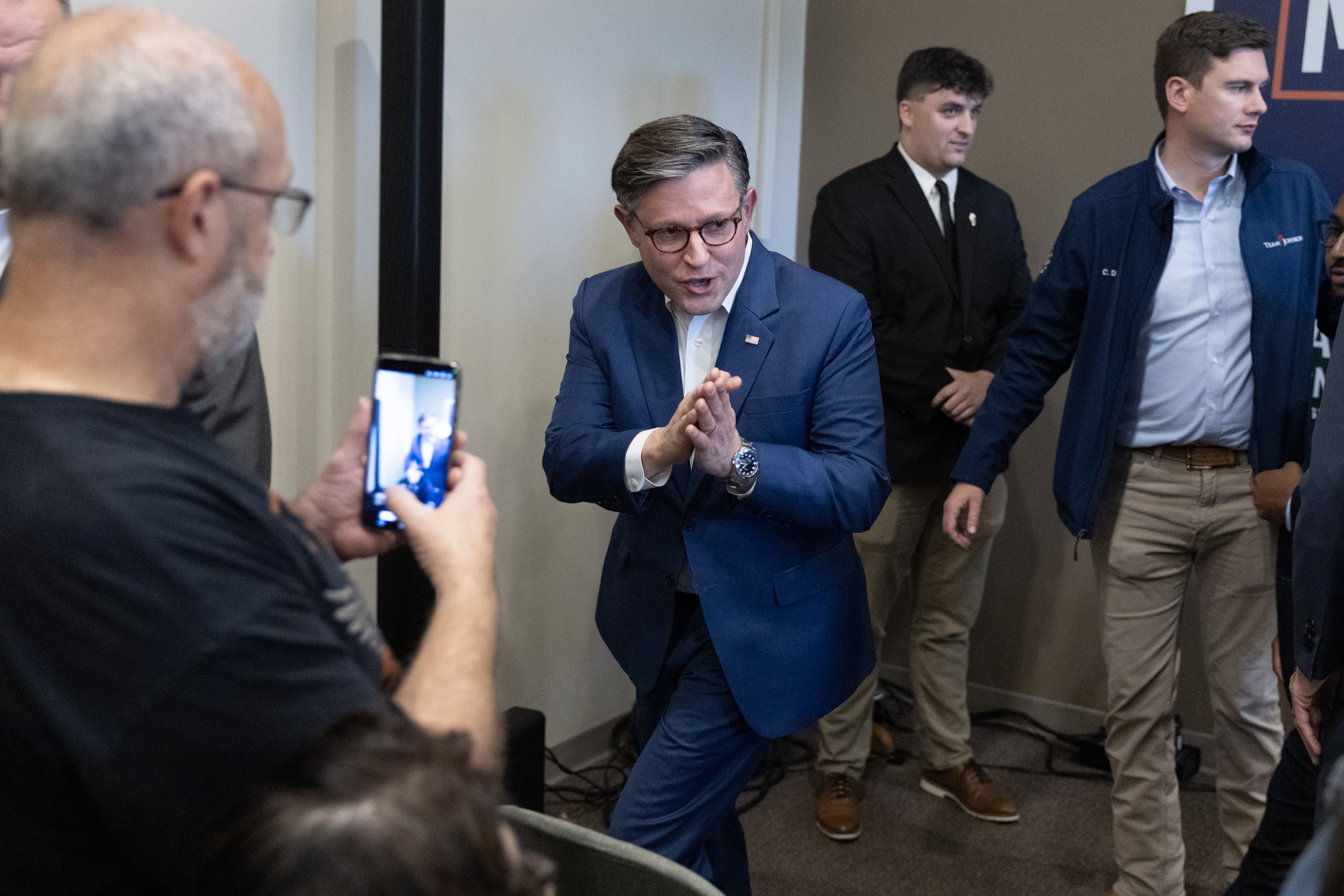 House control all but gone, top Republicans privately concede