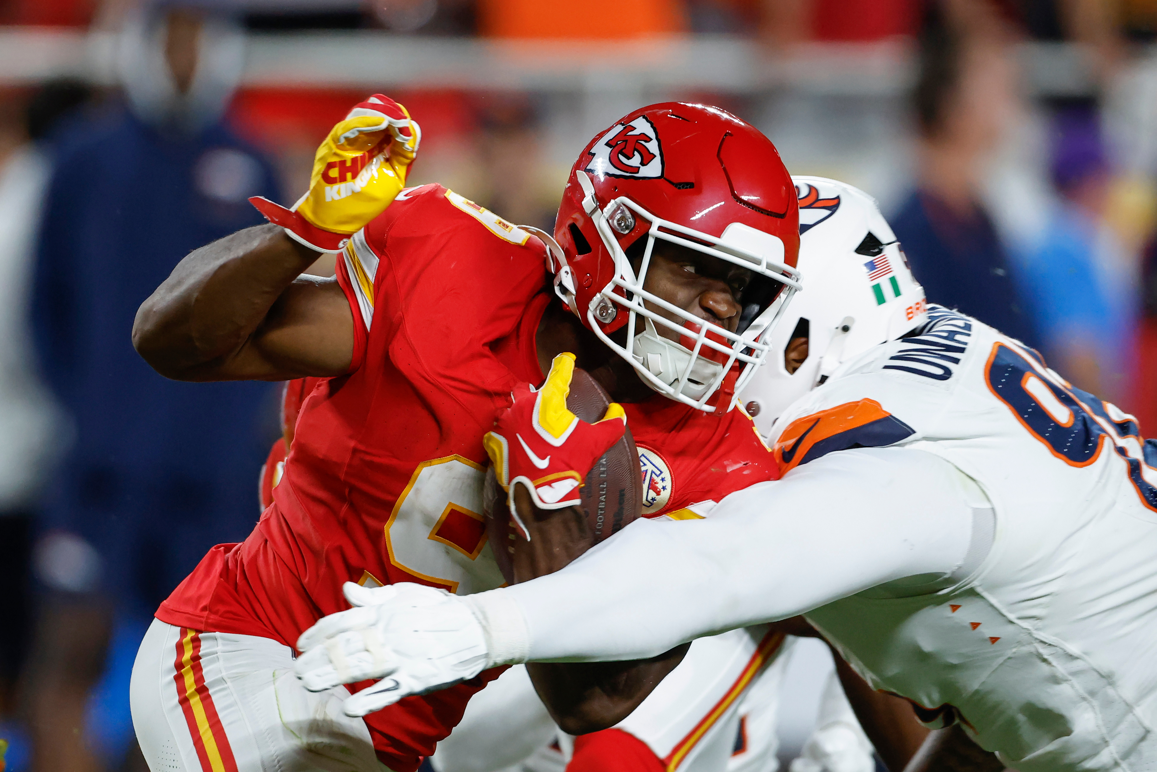Week 8 NFL picks against the spread, predictions for every game: Chiefs look to bounce back vs. Broncos