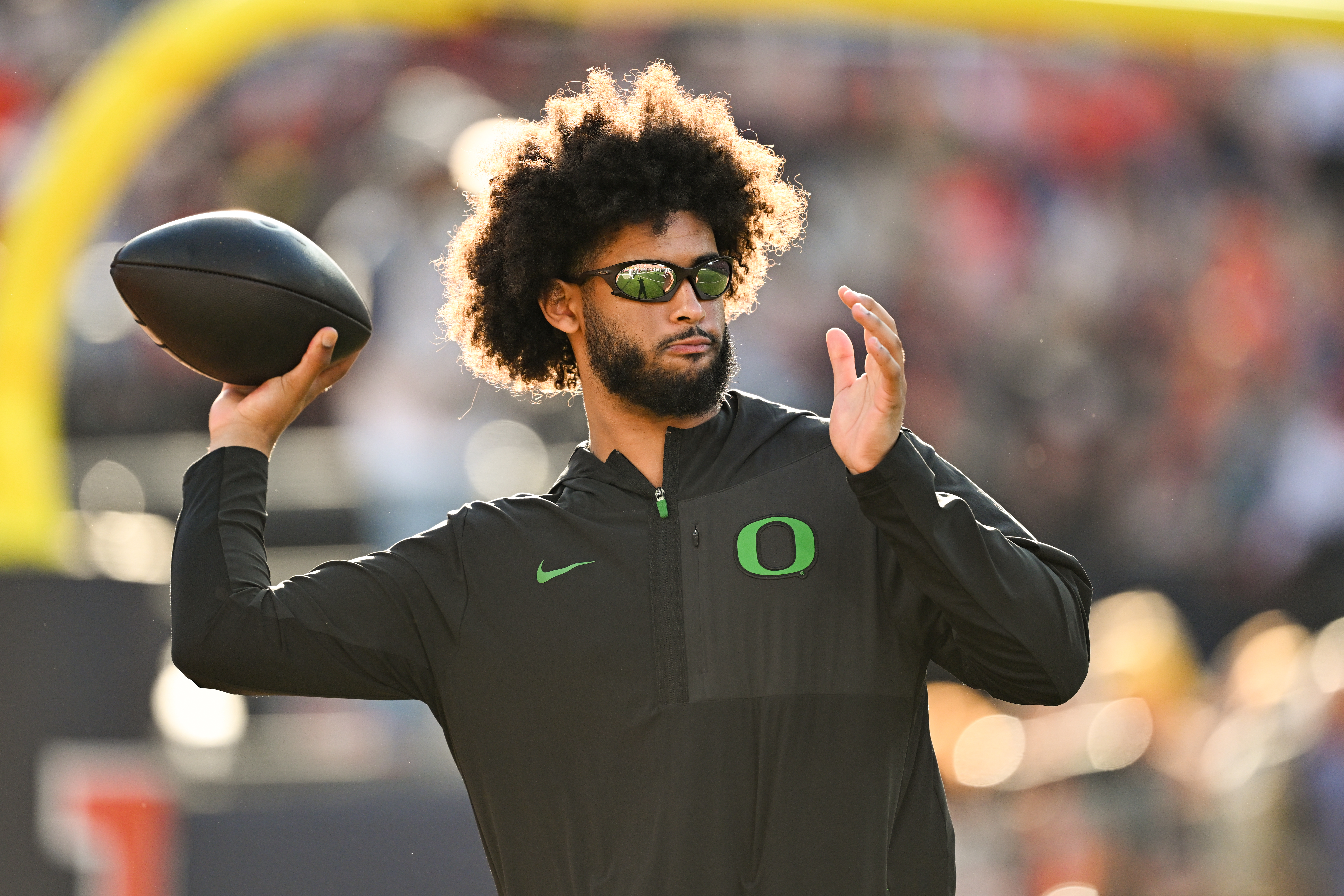 b60b7d40-aac2-4dea-8e4f-7e5e1d63695d Colts' fire sale can help with impending QB problem, but it won't be easy
