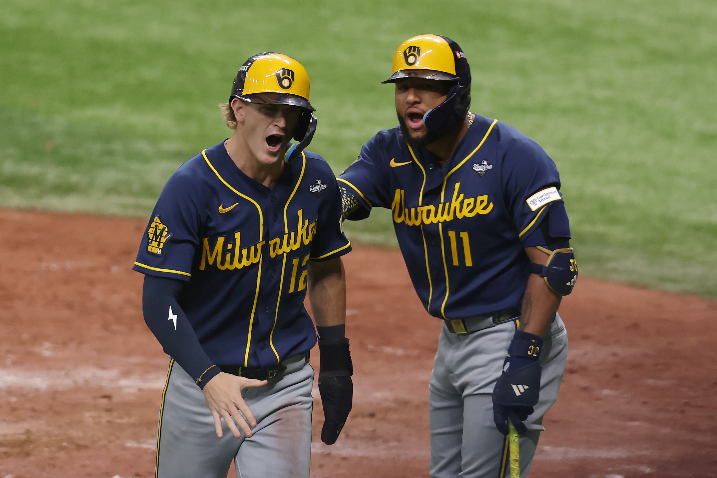 Brewers beat Rays 4-1 in Game 5 to win first World Series title