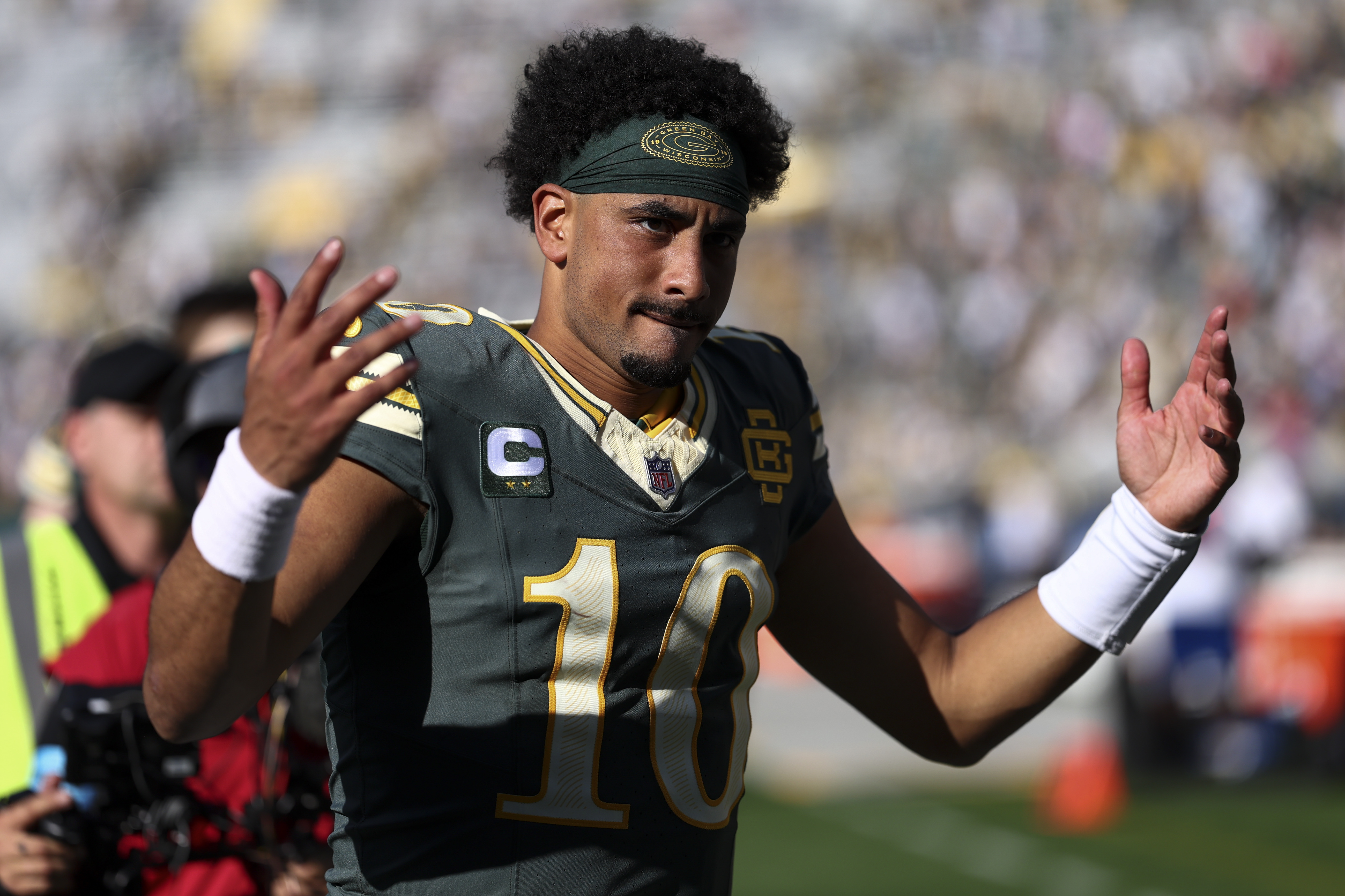 Everything to know for betting NFL Week 6, odds: Sharp action, public betting splits and big bets