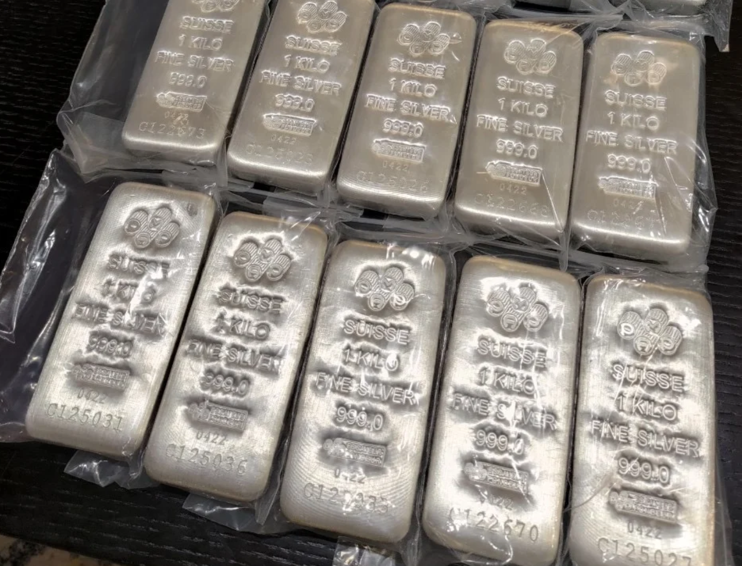 白銀首破90美元！他銀條2年增值200萬元