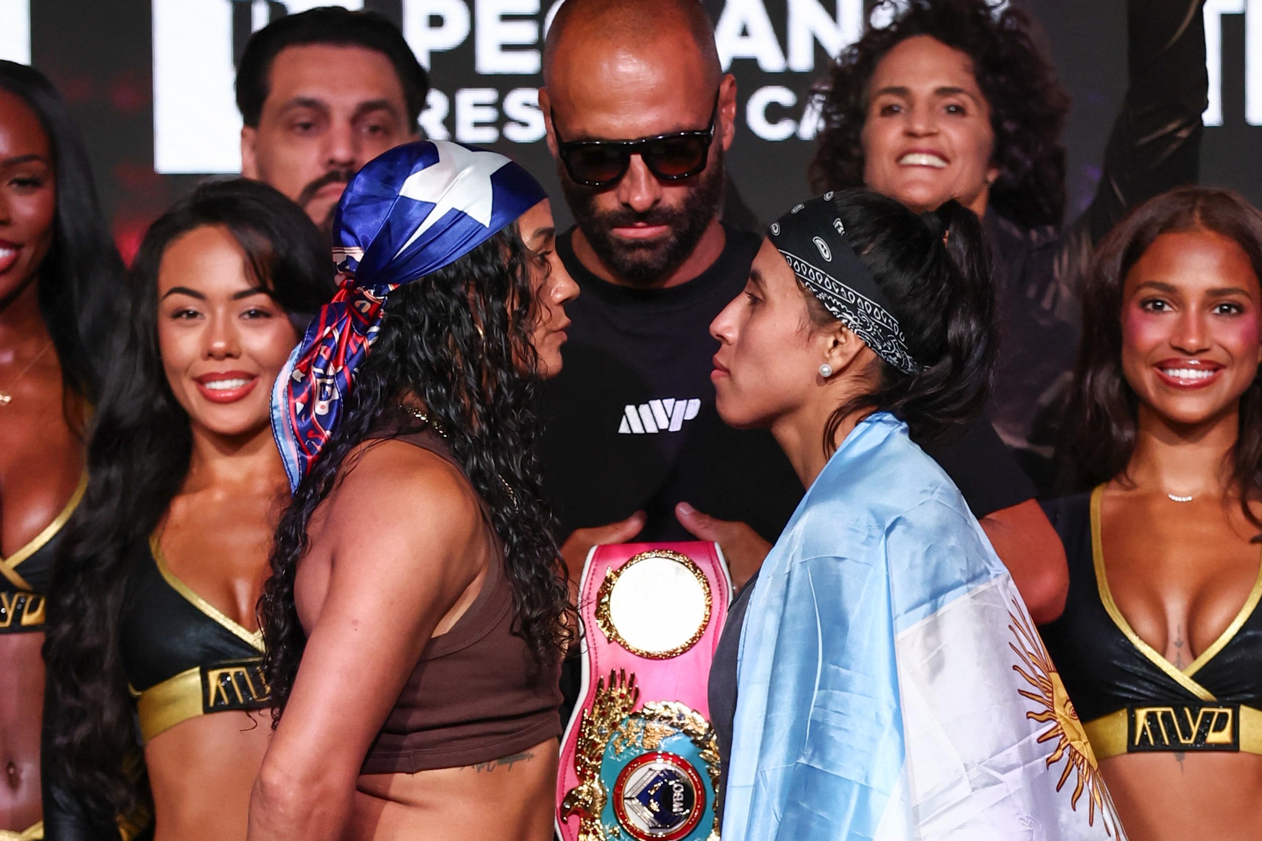 Amanda Serrano vs. Lucrecia Manzur live results (Most Valuable Promotions)