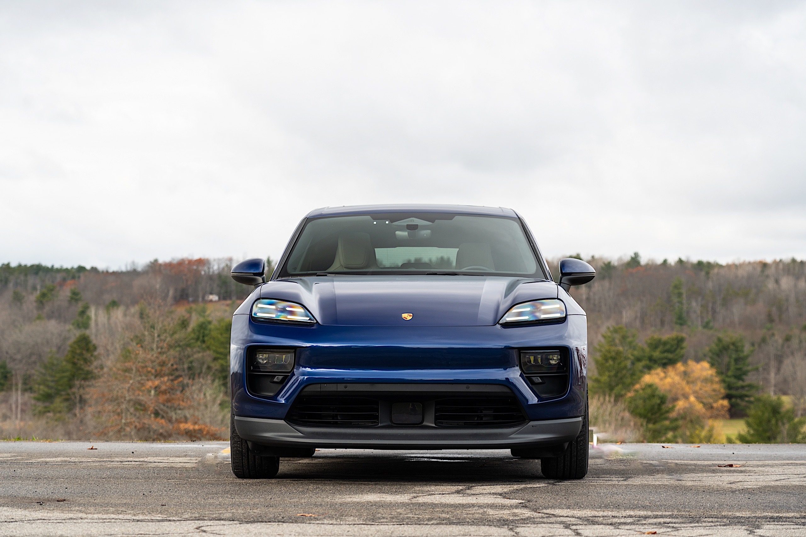 2025_Porsche_Macan_Electric_001.jpg