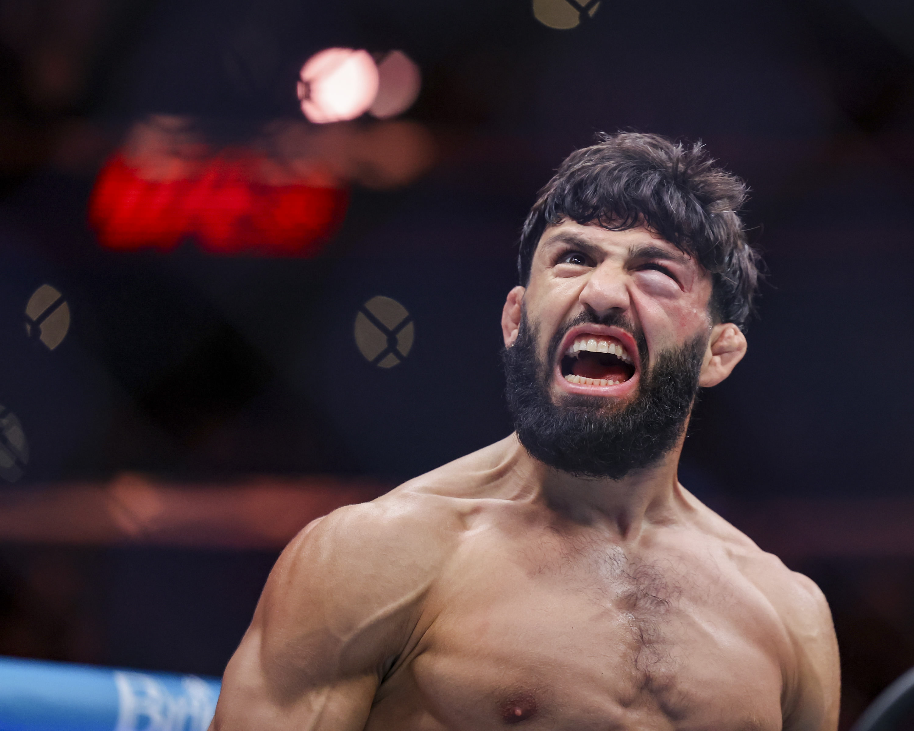 Arman Tsarukyan crushes Mauricio Ruffy, strengthens UFC title-shot case