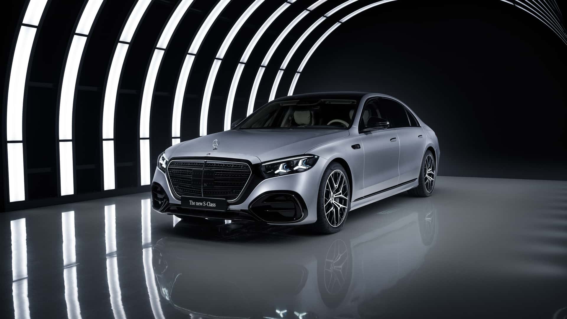 M-Benz 年度新車亮相!賓士 S-Class 迎最大幅度小改款,三芒星頭燈吸睛 - Yahoo汽車機車