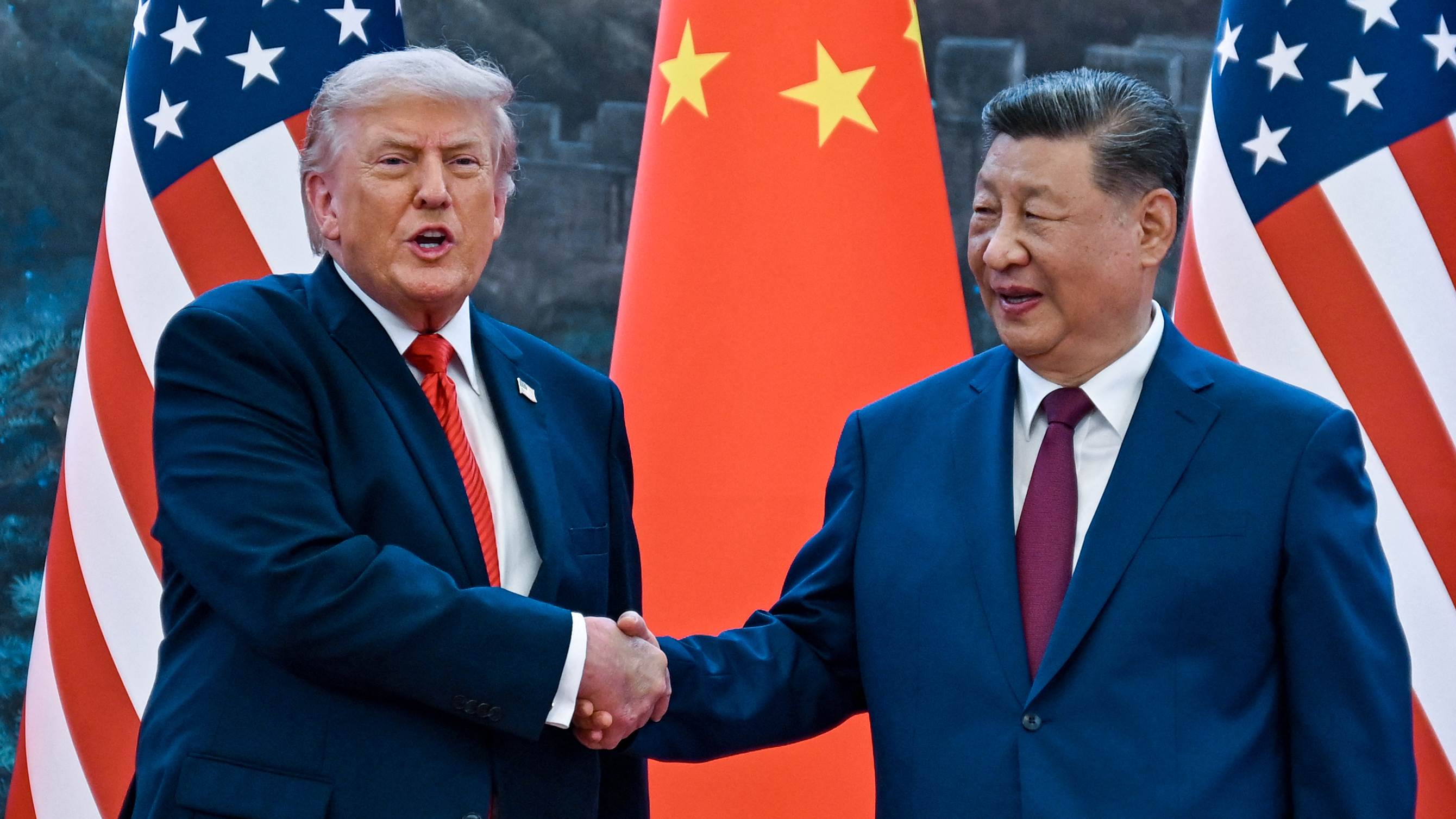 President Trump and President Xi Jinping at a previous summit
