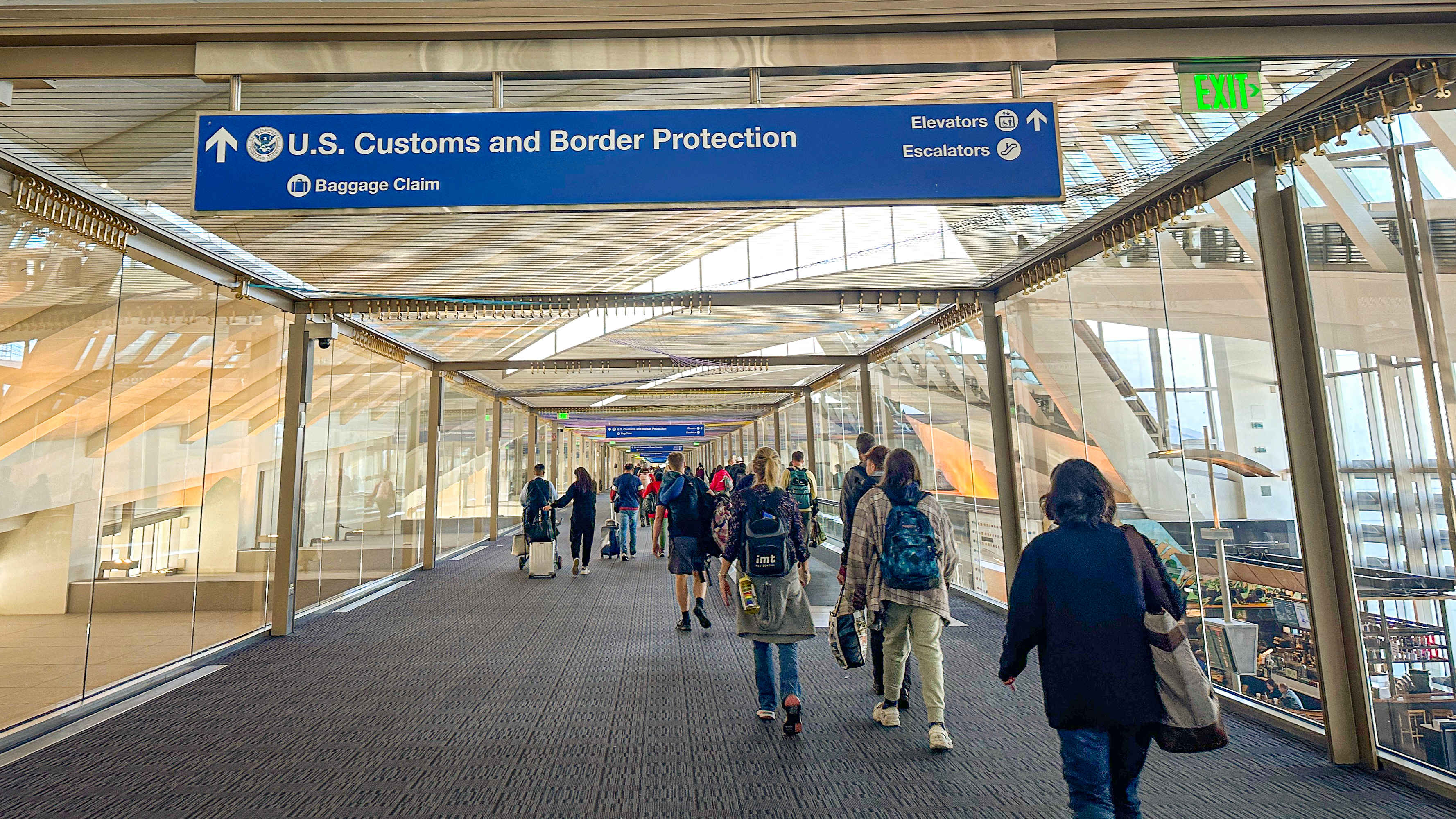 bringing tobacco into us What customs agents actually look for when you reenter the U.S