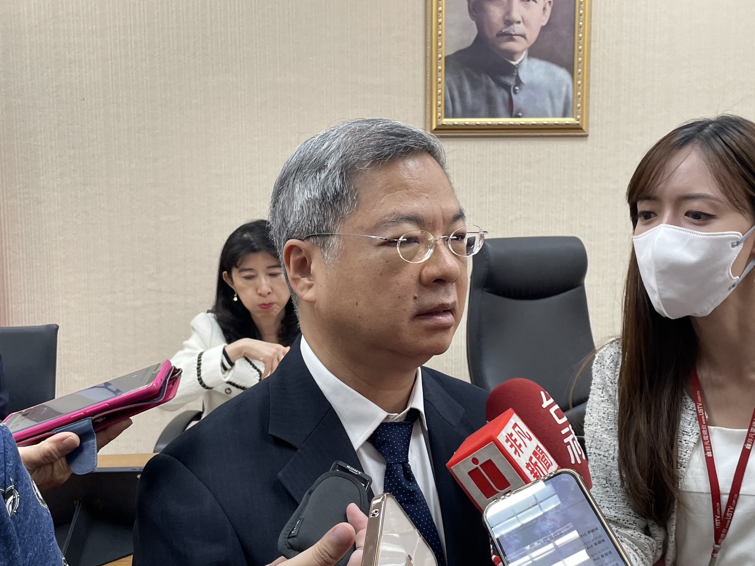 外傳中油高層嗆「什麼沒有就是有錢」 ...