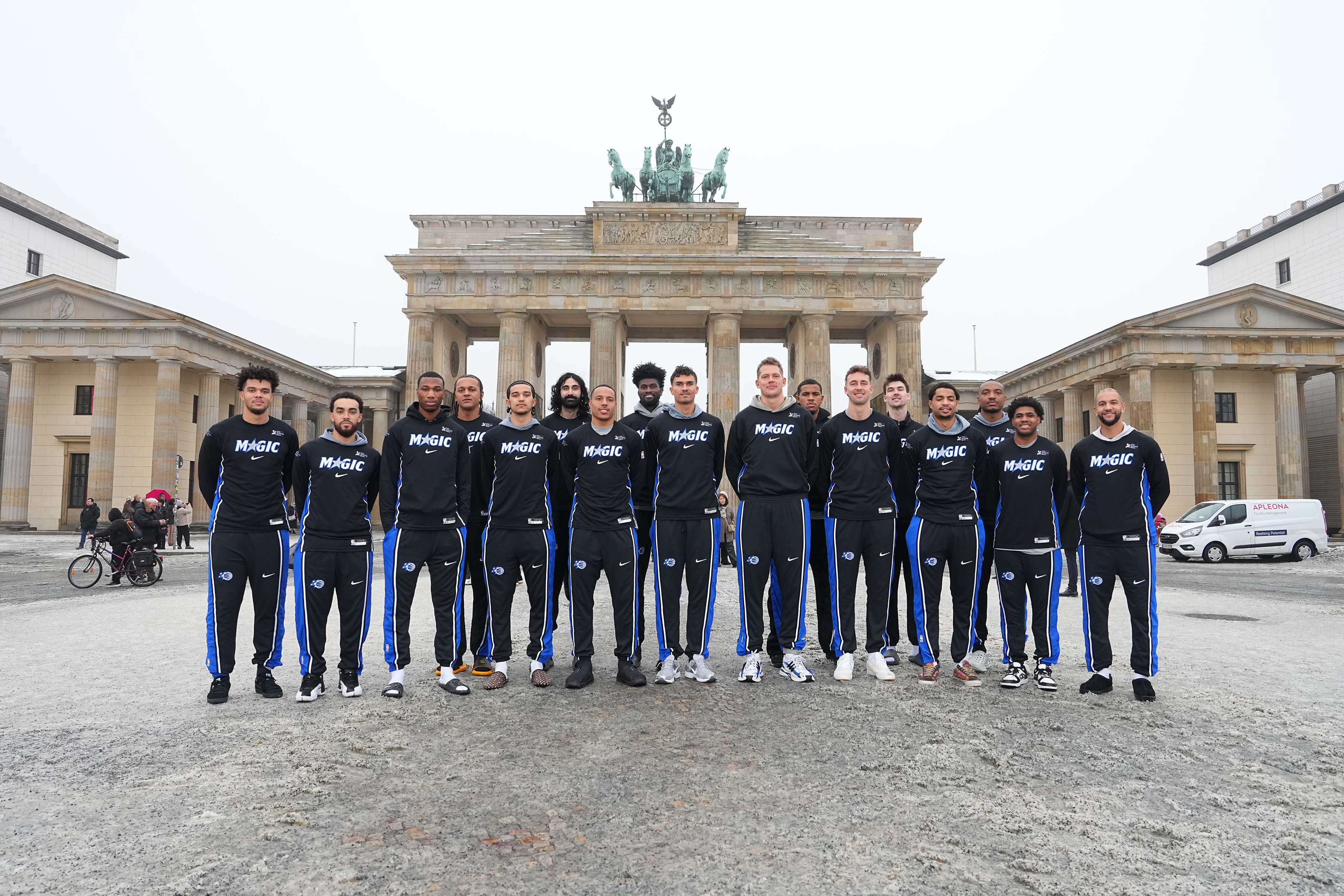 The Magic pose in front of Berlin's Brandenburg Gate. (Garrett Ellwood/NBAE via Getty Images)