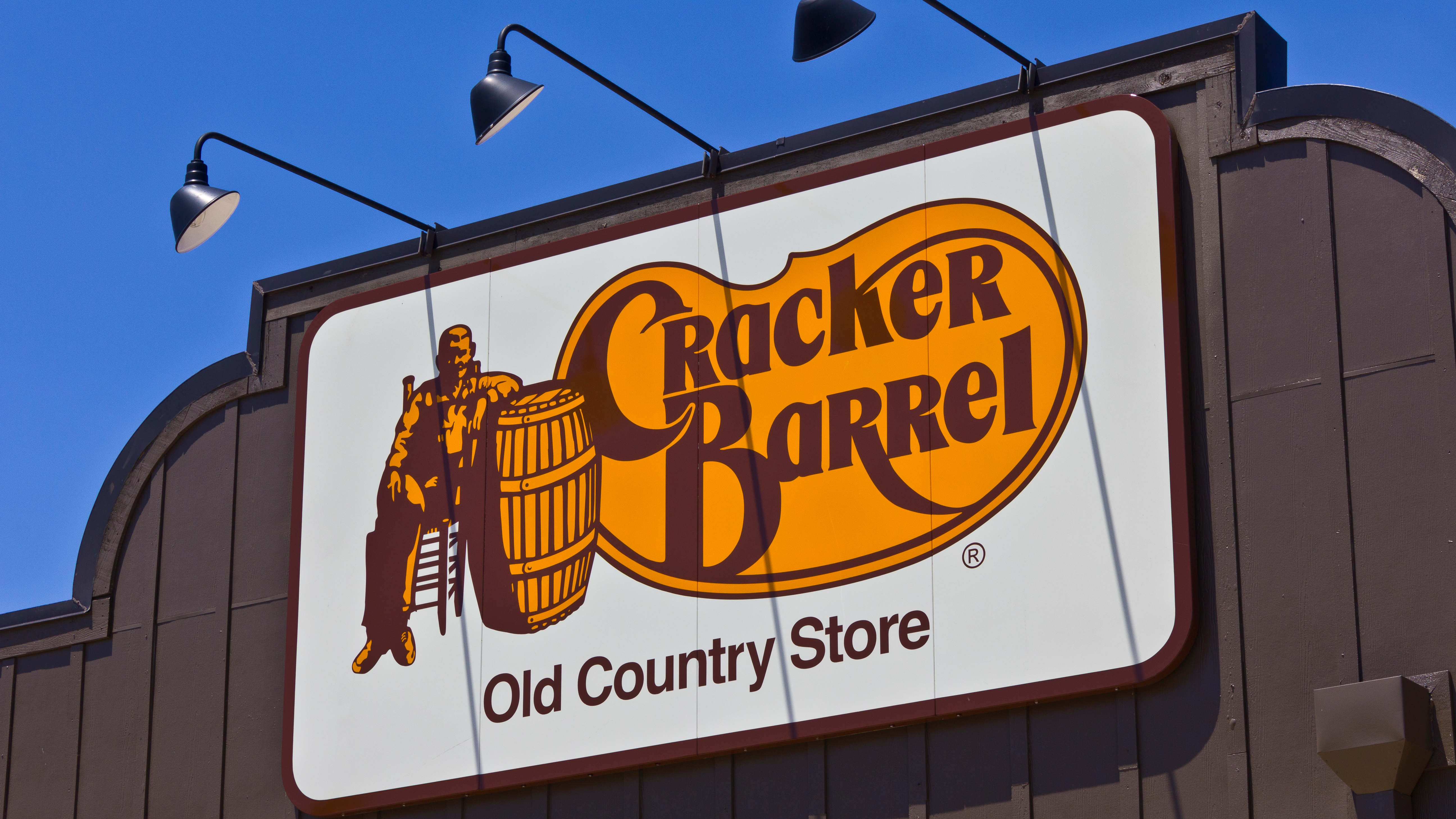 Cracker Barrel stock jumps on earnings under new CEO: A closer look