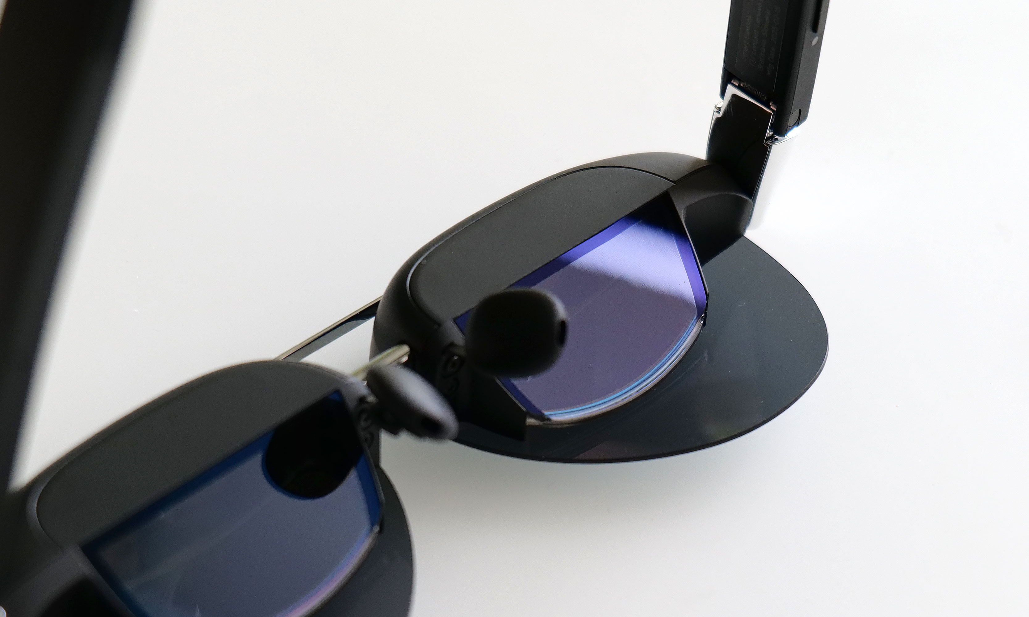 Compared to rivals with waveguides, glasses featuring "birdbath" optics are often significantly thicker and bulkier. 