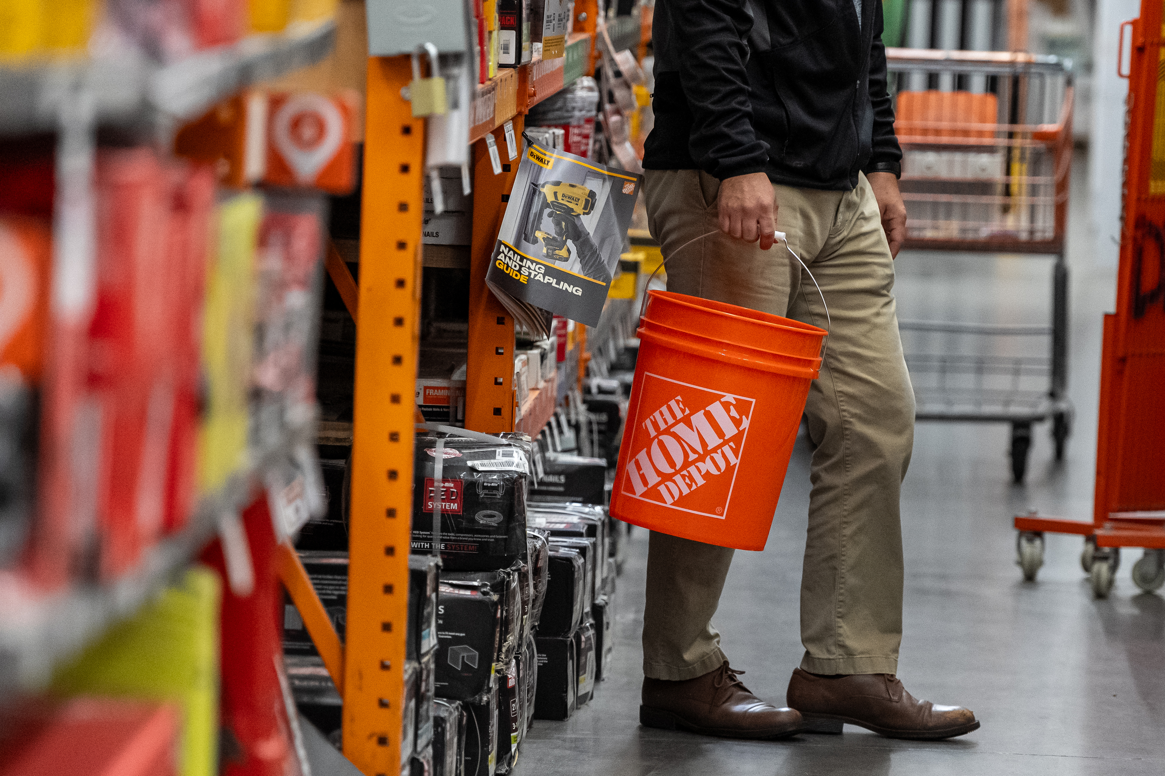 yahoo.com - Brooke DiPalma - Home Depot Q2 earnings beat forecasts as customers stick to small projects, housing market remains 'frozen