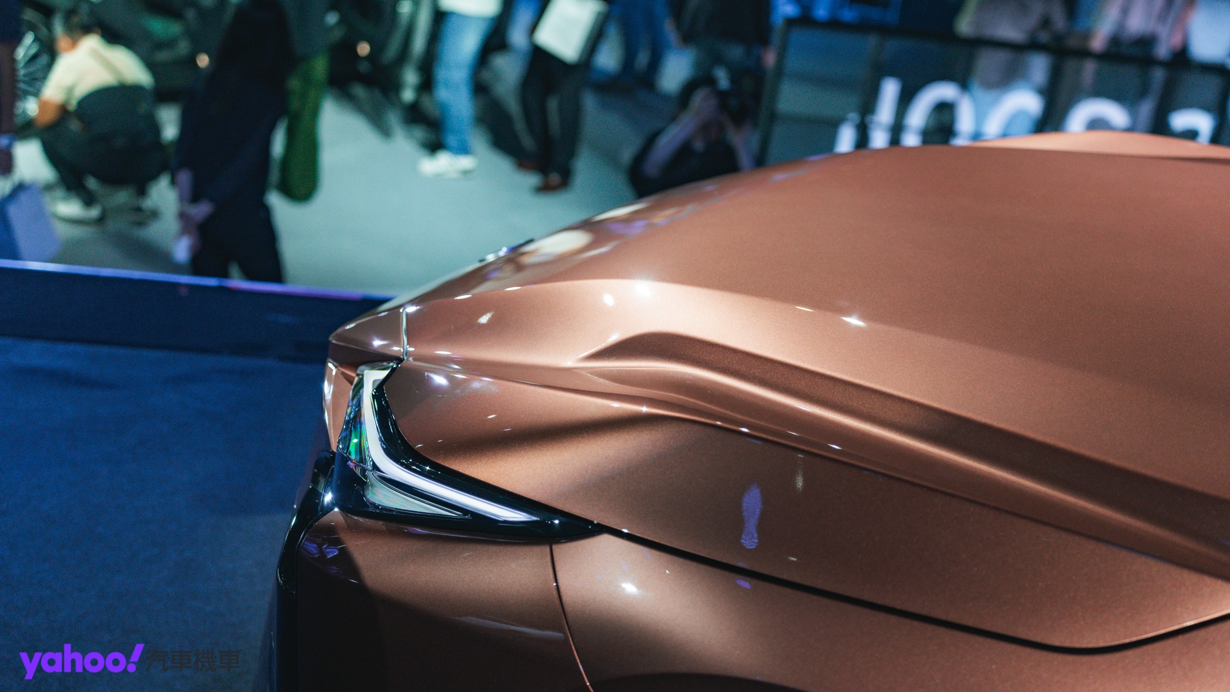 ▲Spindle Body紡錘車體造型重新建立車身比例，整合水箱護罩與前艙蓋造型，整體線條更為簡潔而立體。（圖／Jason Chen）