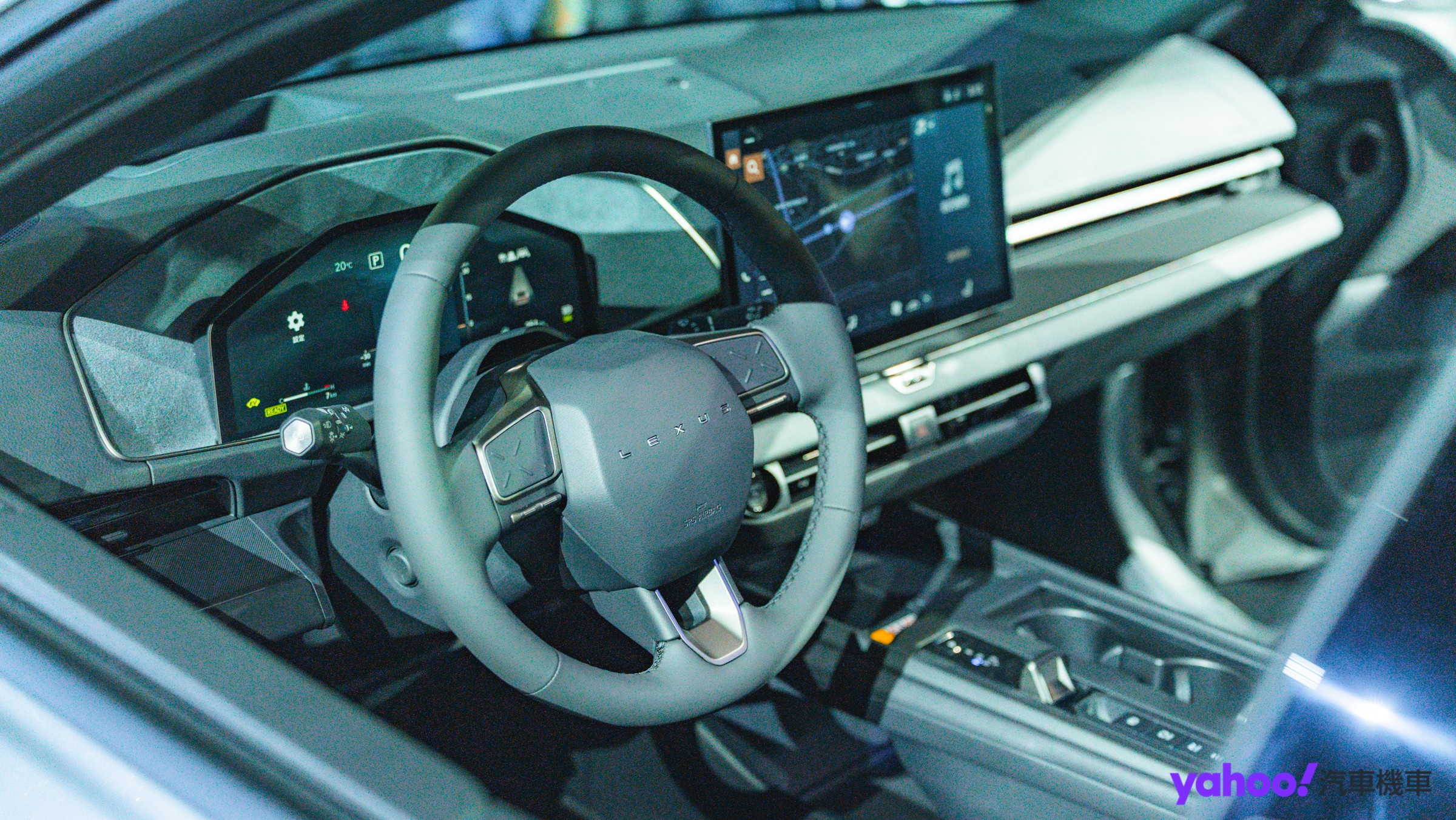 ▲中控台統一搭載14吋中央觸控螢幕，與12.3吋數位儀表。（圖／Jason Chen）