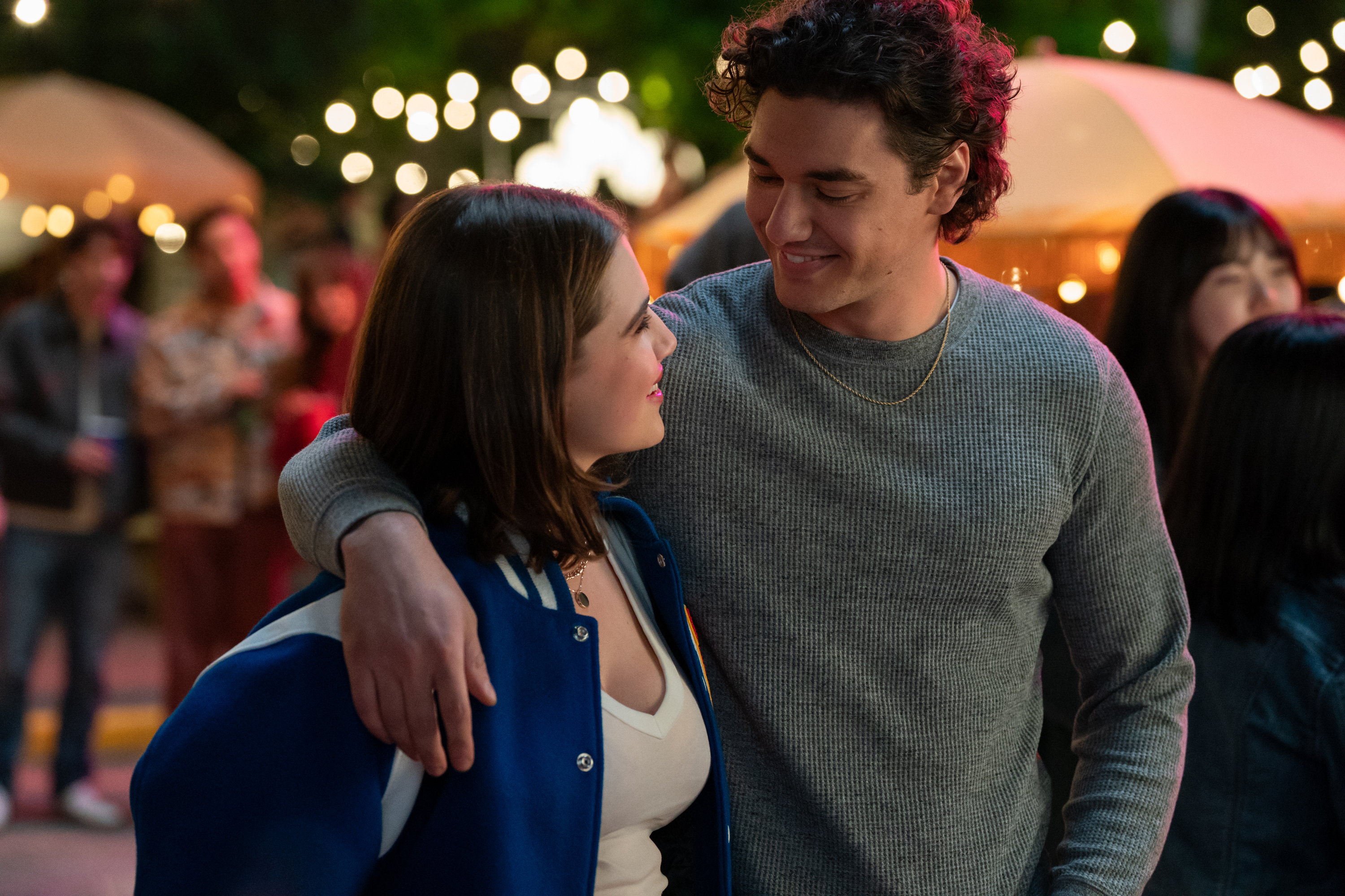 Off Campus” Amazon Prime Series: A Hockey Romance Inspired by When Harry Met Sally