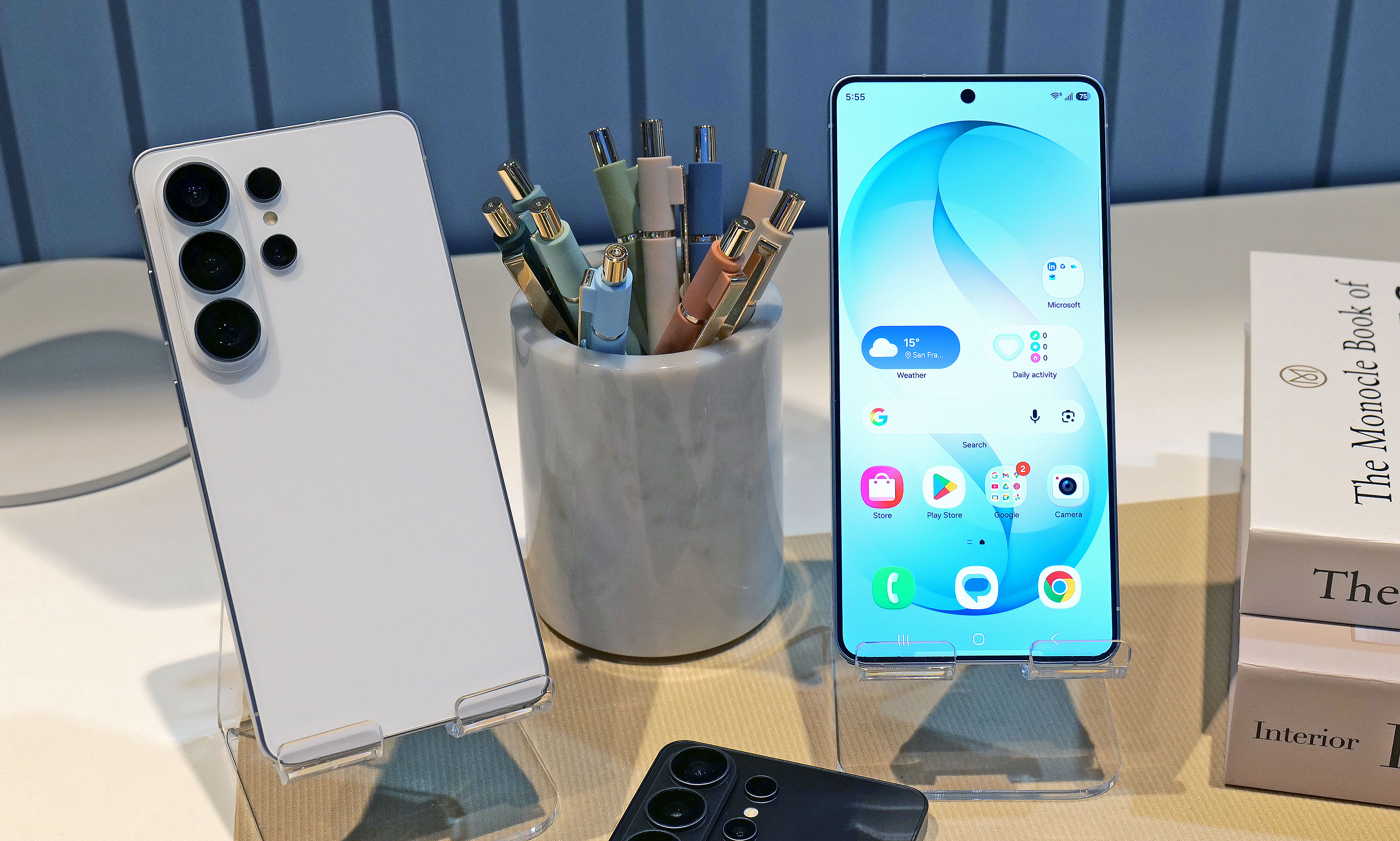 The two biggest changes to the S26 Ultra's exterior design are more rounded corners and an aluminum chassis instead of titanium like we got on the S25U. 