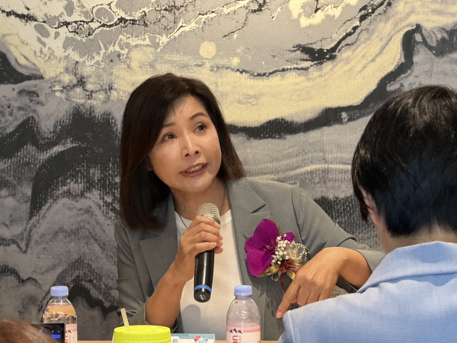 中信銀高雄擁逾1200位「億元富豪」排第一 斥資上億元分行「假日也開」