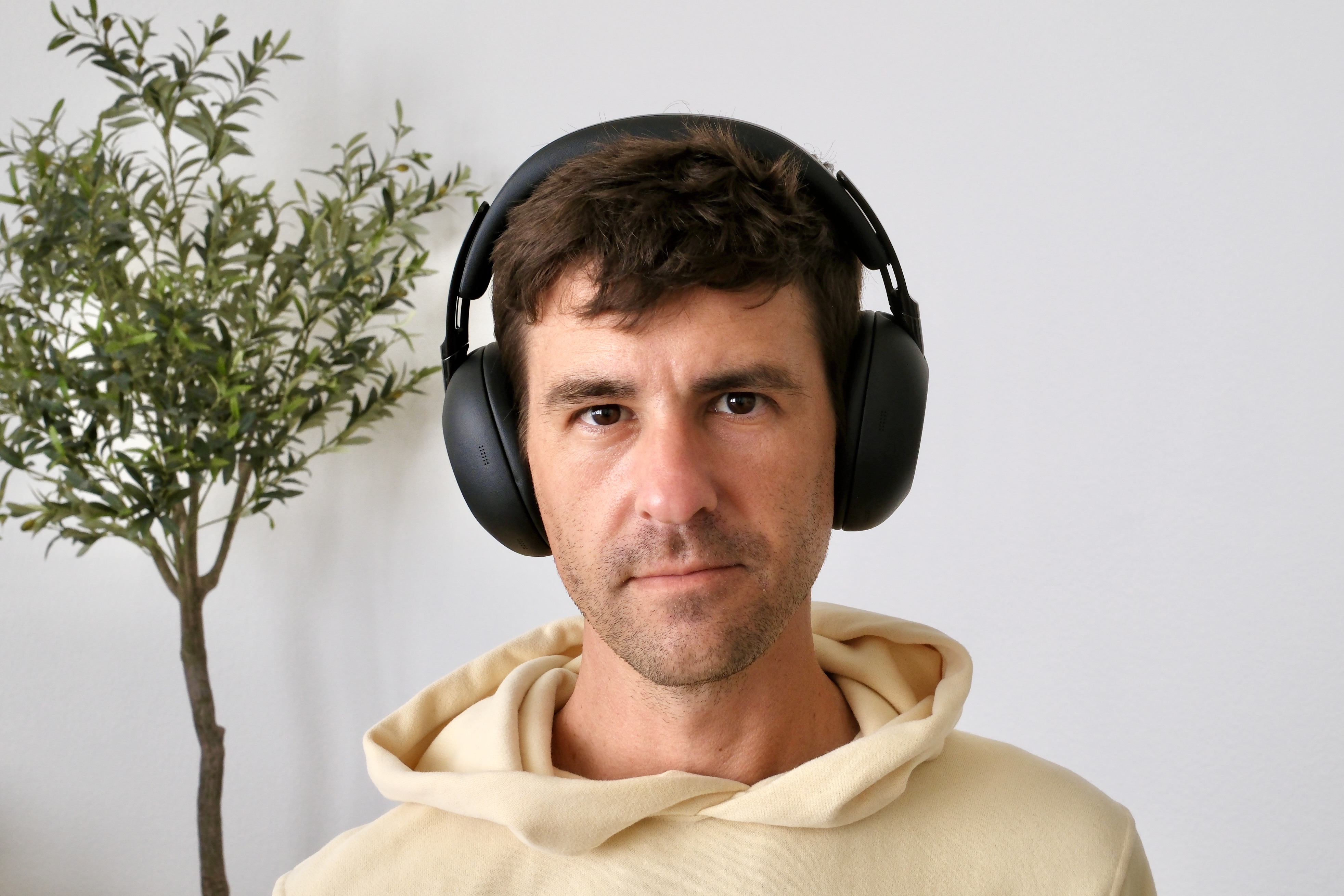 The Collexion have thinner earcups than the WH-1000XM6