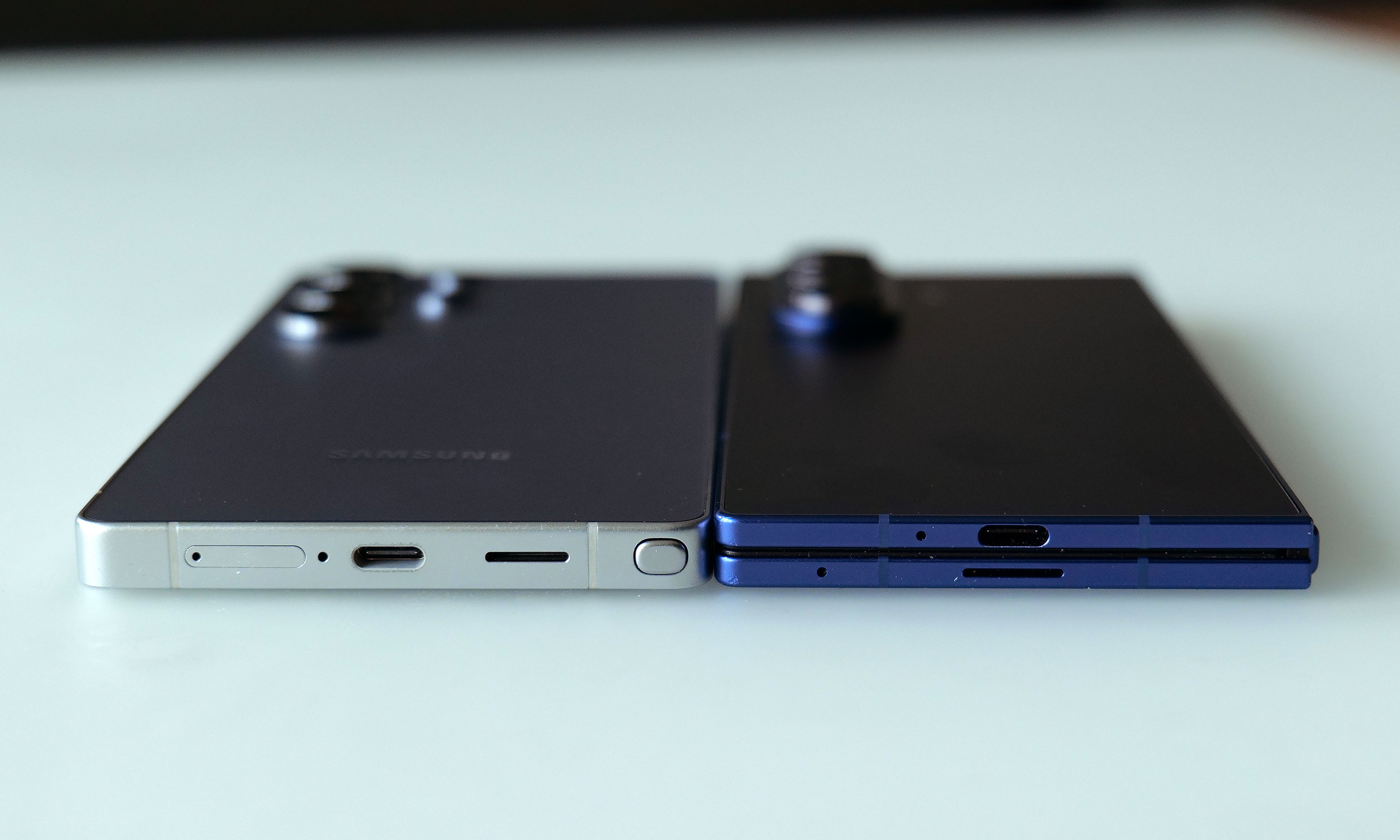 If you only look at their dimensions, you'd be hard pressed to tell the difference between the Galaxy Z Fold 7 (right) and an S25 Ultra (left).